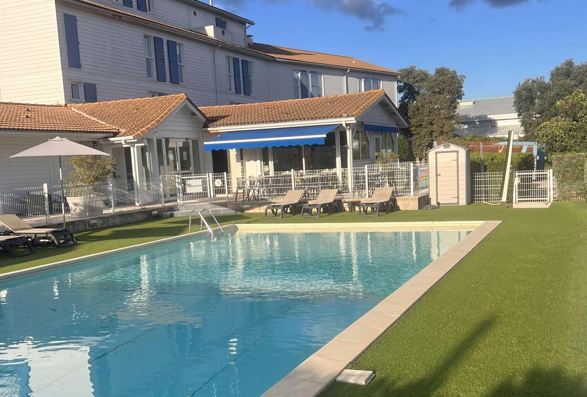 Sure Hotel By Best Western Nimes Est Exterior foto